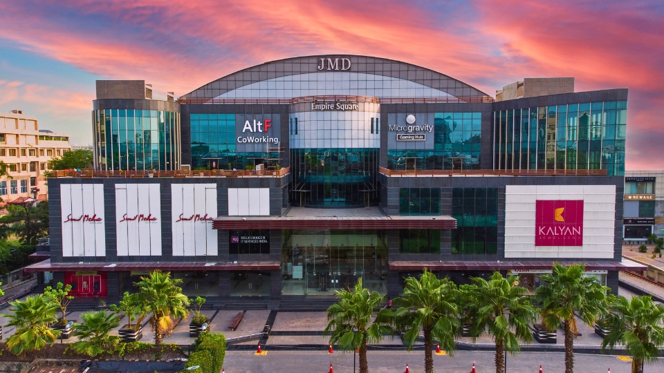 Commercial space in Gurugram, buy office space, and retail space in Gurugram