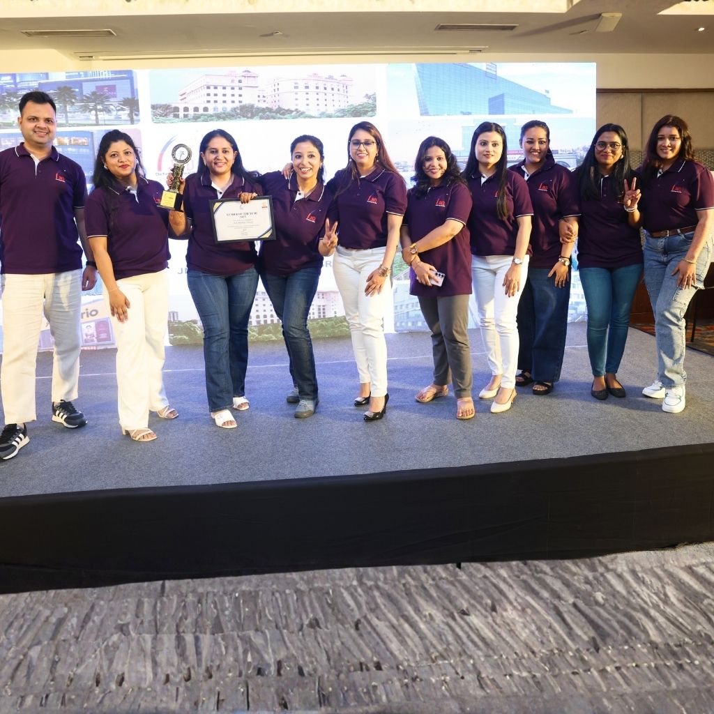 Group Photo od JMD Group at JMD Annual Function 2023